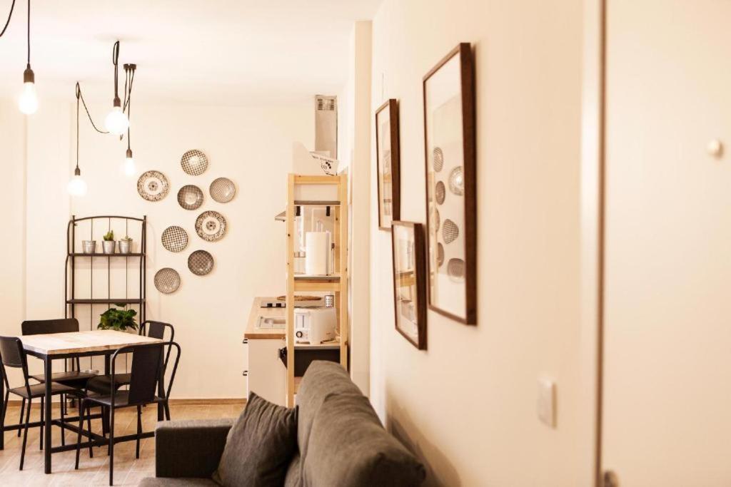 Marxalenes Apartments Valencia Exterior photo